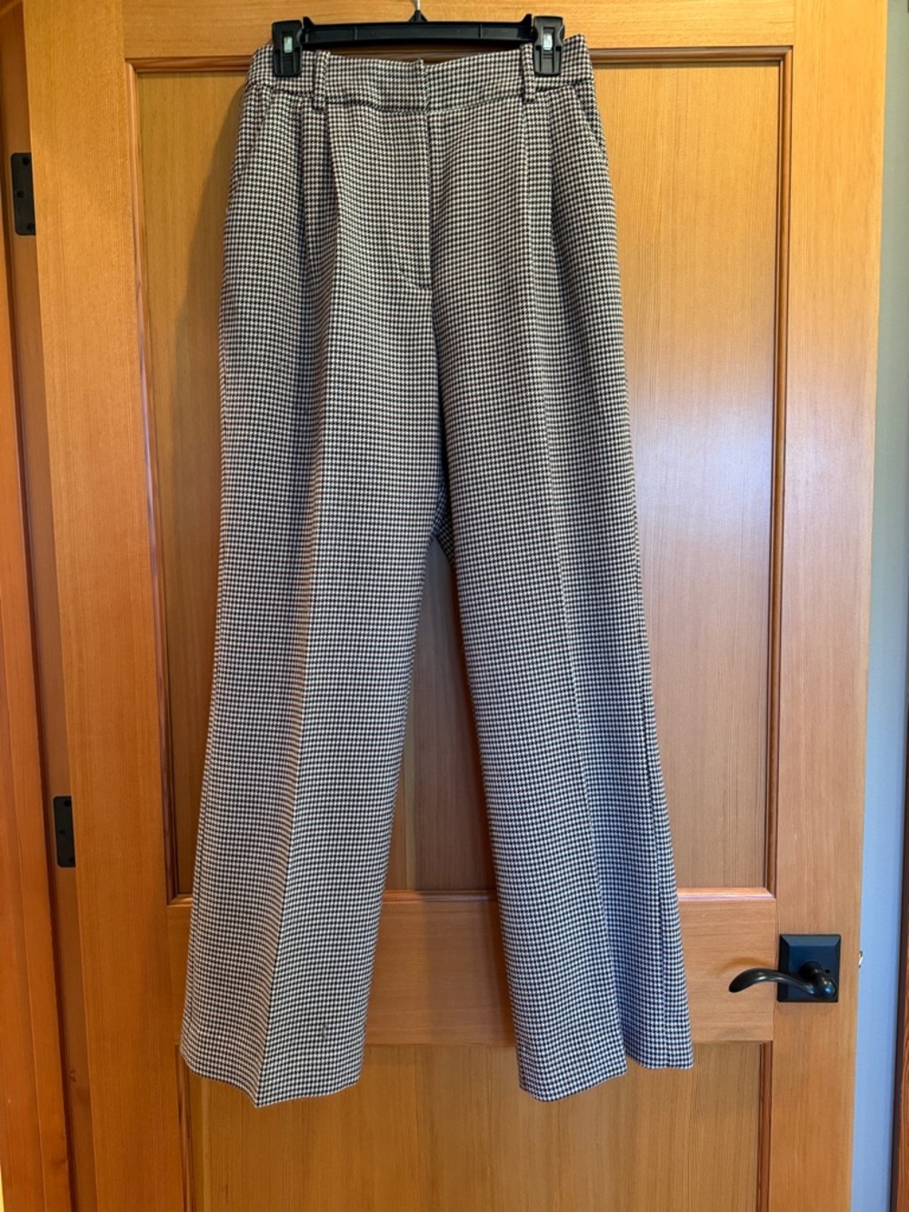 High-Rise Houndstooth Wide-Leg Pants - Black & White